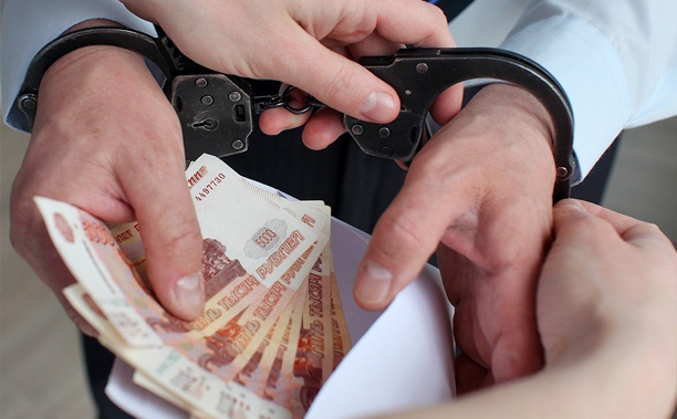 На жителя Якутии завели уголовное дело о покушении на дачу взятки лжесотруднику ГИБДД