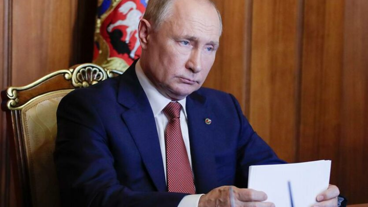 Путин пообещал в ближайшее время принять решение по индексации всех соцпособий