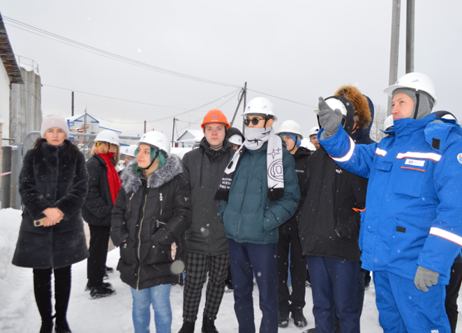 Энергетики Южно-Якутских электрических сетей провели экскурсию для школьников «Наука рядом»