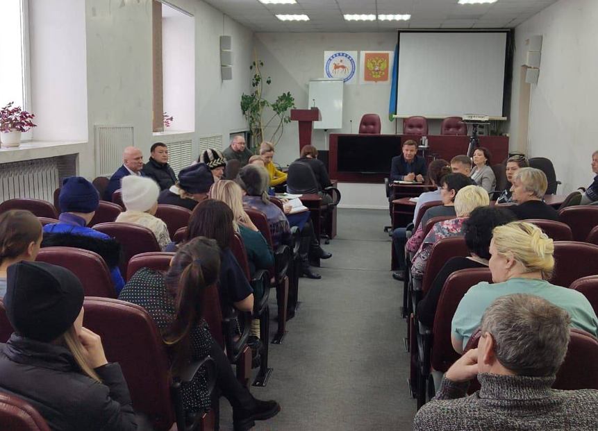 В Алдане состоялась встреча с семьями мобилизованных жителей Алданского района.