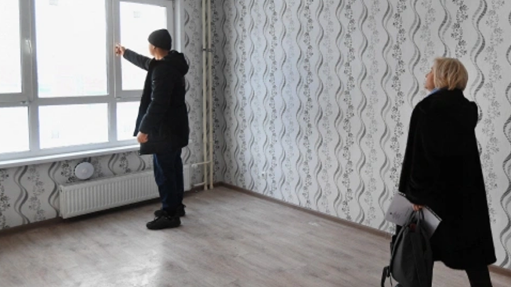Россияне рассказали, сколько денег готовы дать детям на покупку квартиры