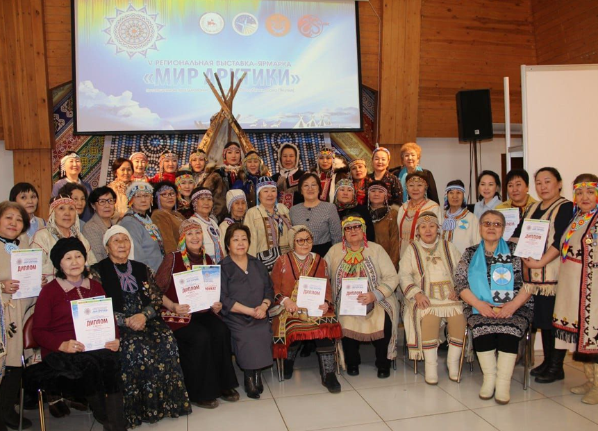 Мастерицы из Алданского района приняли участие в выставке-ярмарке «Мир Арктики»