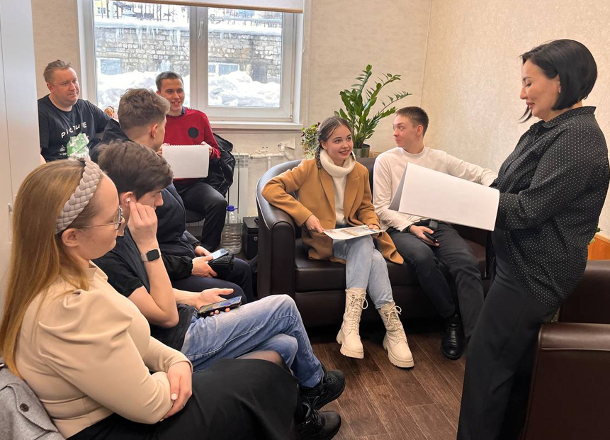 В Алдане прошла встреча волонтеров голосования за благоустройство площади имени В.И. Ленина
