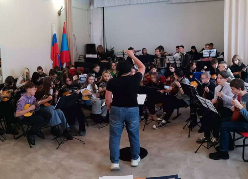 На Алданской земле состоялось историческое событие – рождение детско-юношеского оркестра Якутии.