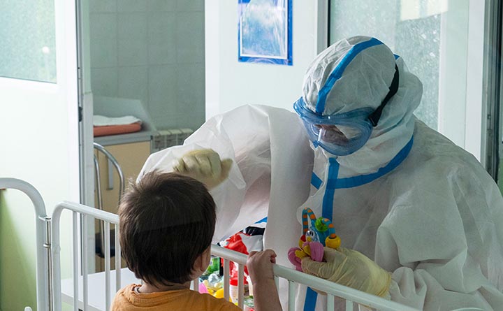 В Якутии увеличилось число госпитализированных с коронавирусом, в том числе детей