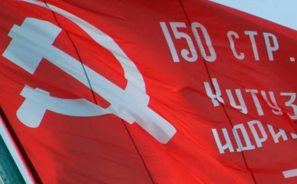 В Якутии глава города поставил ультиматум похитителям флагов