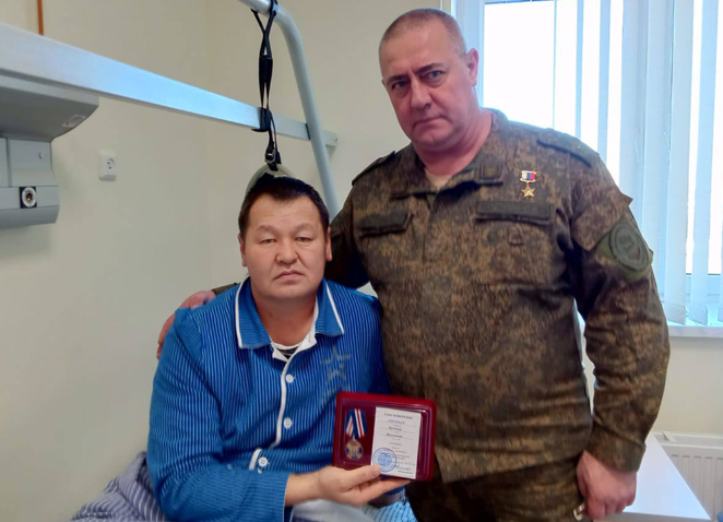 Мобилизованный из Нижнего Куранаха Прокопий Григорьев награжден медалью за участие в спецоперации
