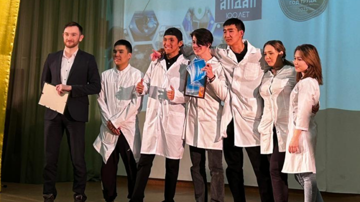 Студенты Алданского медицинского колледжа приняли участие в конкурсе КВН “Профессионалы”