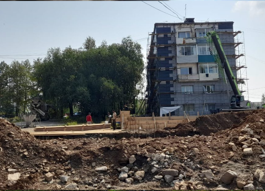 В Алдане идет активная подготовка к установке памятной стелы «Город трудовой доблести»