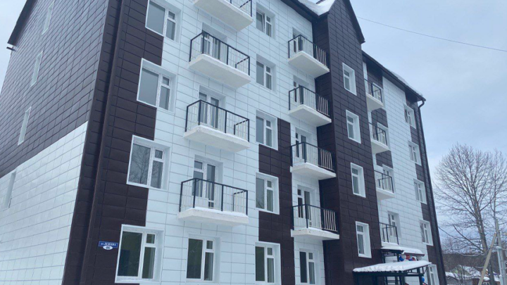 В п. Ленинском заселена пятиэтажка, построенная в рамках программы переселения из ветхого жилья.