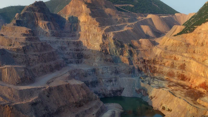 Запасы месторождения Трассовое Нижнеякокитского рудного поля выросли на 13,5 тонн золота.