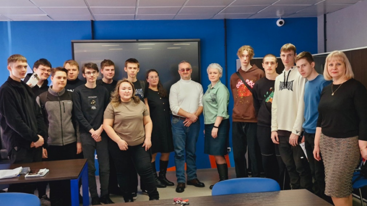 Специалисты Южно-Якутского филиала ДРСК провели встречу со студентами