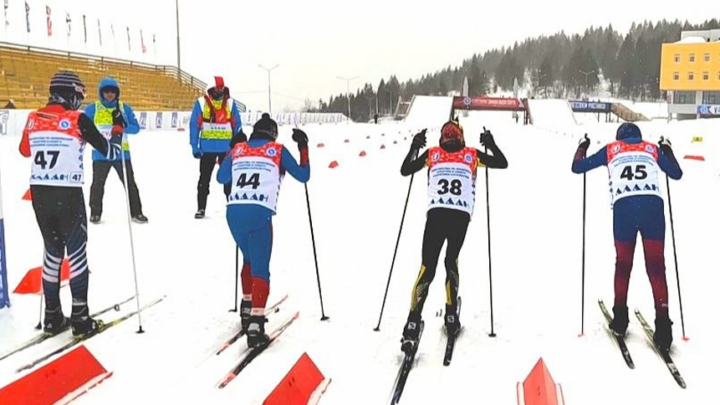 В лыжно-биатлонном комплексе СШОР “Алдан” состоялся третий день первенства республики по лыжным гонкам